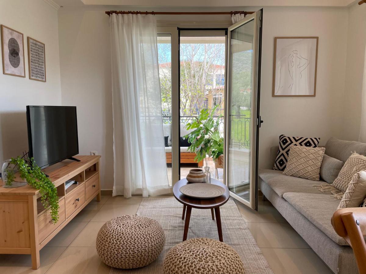 Kl Suites Lefkada - Feel At Home New Boho Apartment 400M From Beach Nidri Town Center 外观 照片